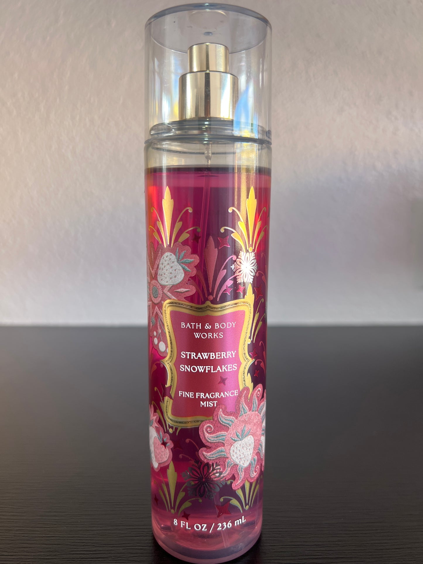 Body mist-Strawberry Snowflakes
